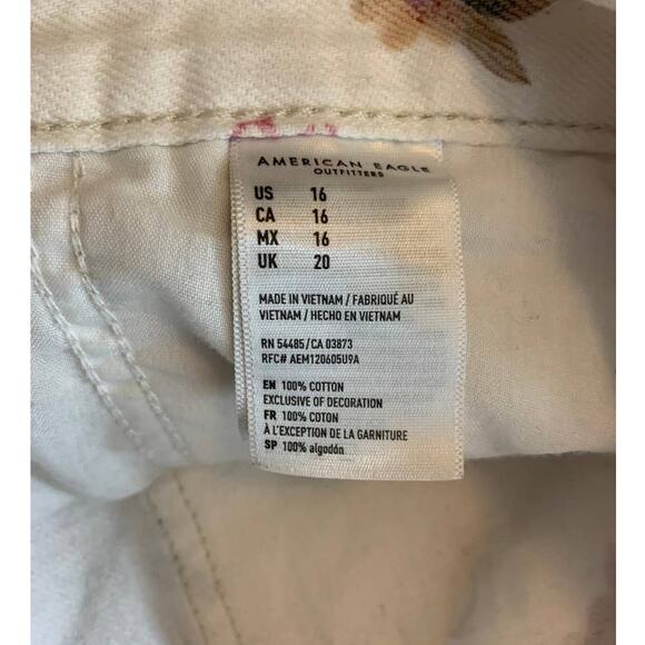 American Eagle 4" Floral Mom Shorts High Waisted Denim Cuffed Plus Size 16 - Picture 6 of 9